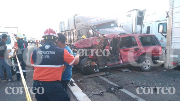 Accidente en la Irapuato-Abasolo deja dos muertos y tres heridos