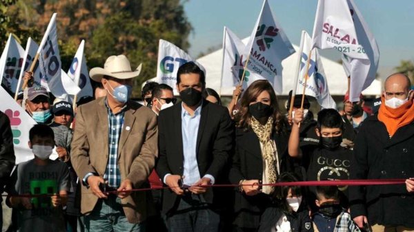 Rehabilitan camino de la comunidad de Cerro Gordo a El Baúl en Salamanca