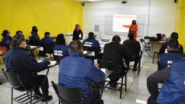 Acámbaro: Capacitan a policías en Prevención y Atención de la Violencia de Género