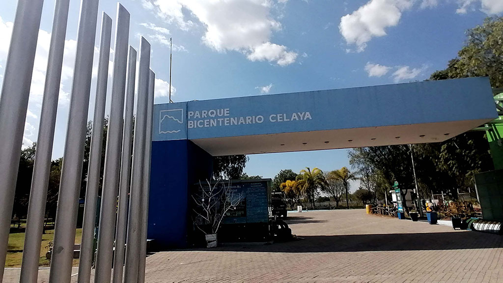 Mientras alcalde pelea Parque Bicentenario, ladrones ‘se lo llevan a pedazos’