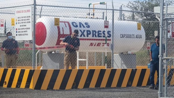 Silao: Clausuran estación de gas LP por estar demasiado cerca de viviendas