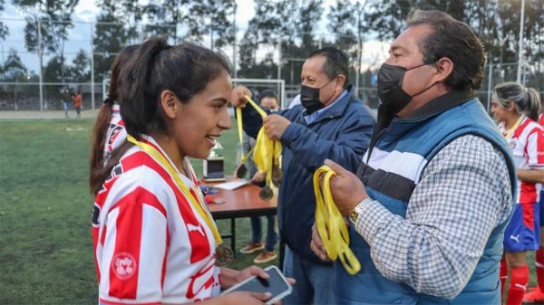 Chivas femenil se lleva el campeonato de Fútbol 7 ante La Venta en Jerécuaro