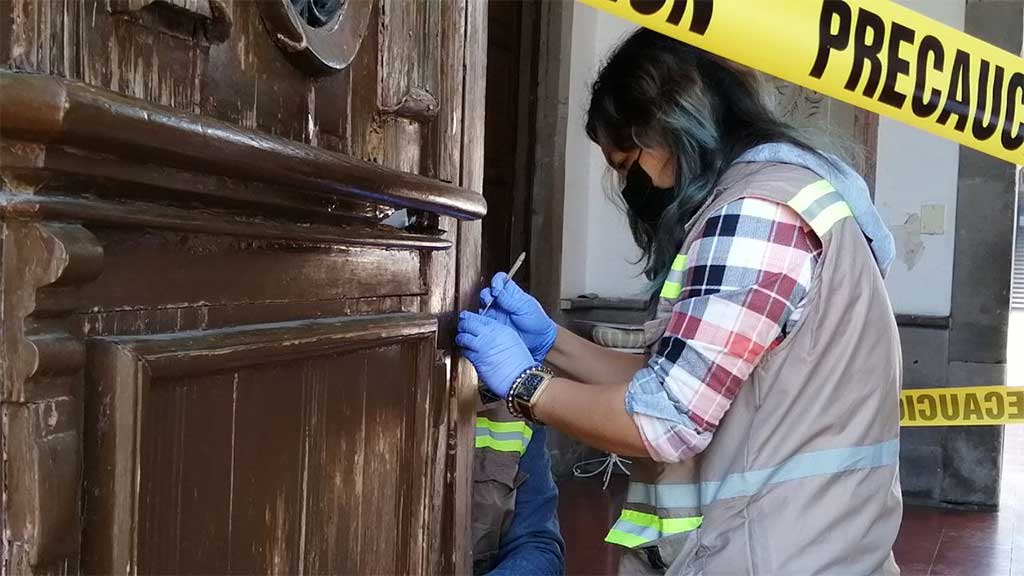 Arrancan obras de restauración de la puerta de la Presidencia Municipal en Irapuato