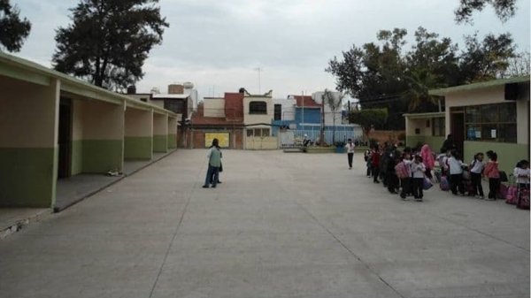 Irapuato: Ignora SEG polémica por regreso a clases en la primaria El Nigromante