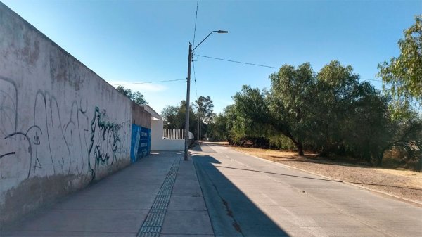 Asaltantes aterrorizan a estudiantes afuera de escuela Sabes en León