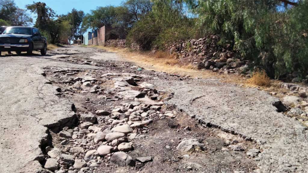 Intransitable, así es el acceso a la comunidad de Los Arrastres, San Felipe