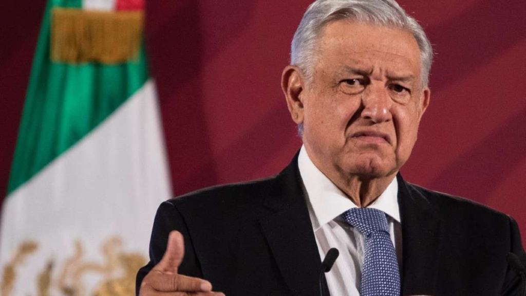 Luego de 780 mañaneras, ‘fans’ de López Obrador bajan: El Financiero