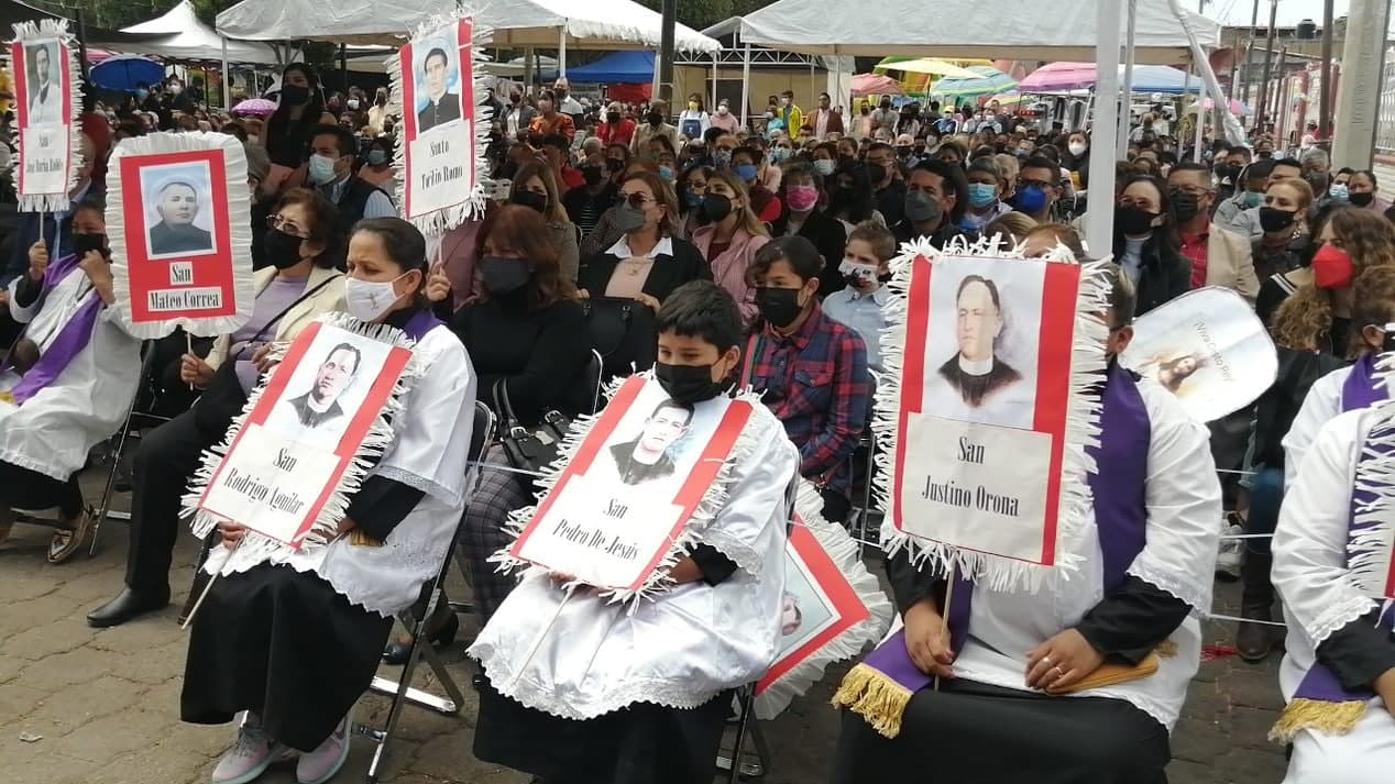 Con devoción celebran el aniversario luctuoso de San Bernabé de Jesús Montoya