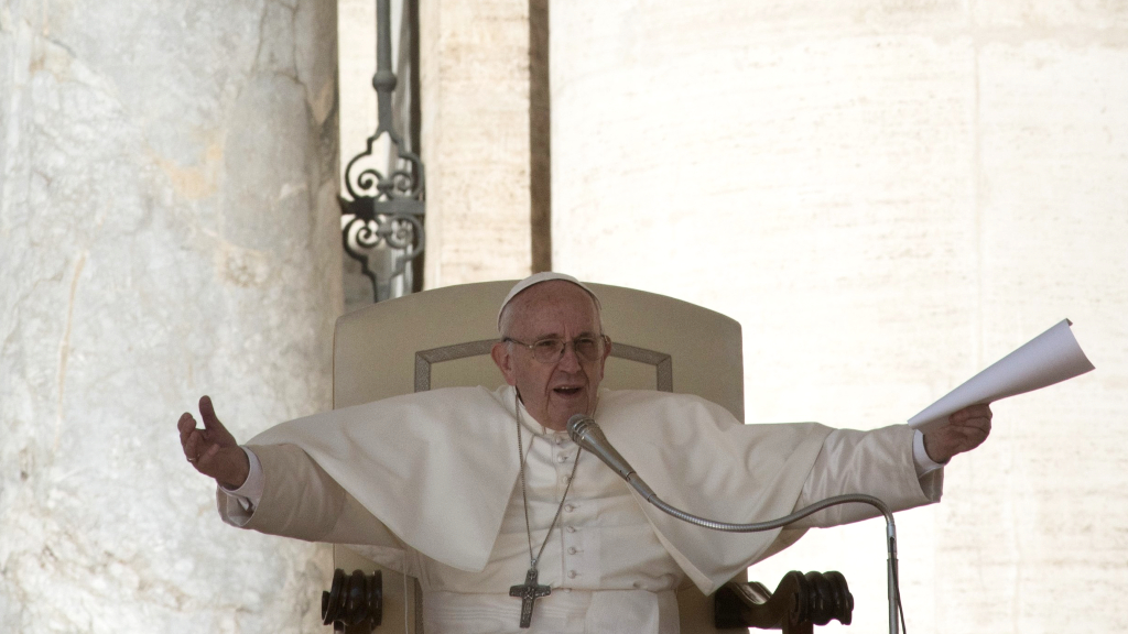 Condena el papa Francisco la mutilación genital en las niñas