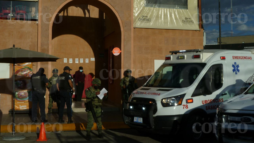 Le disparan a comensal para robarle su Rolex en Panteón Taurino de León