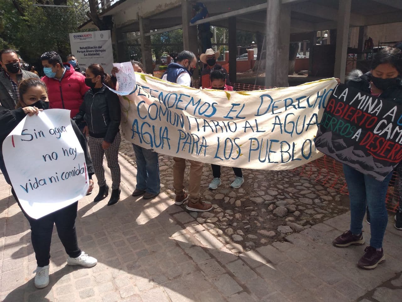 Gobernador escuchará a los que se oponen a la mina en el Cerro del Gallo en Dolores