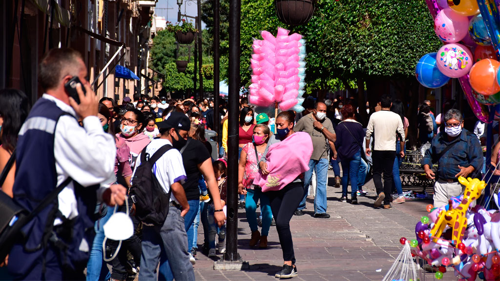 Cuesta de enero no afectó a comerciantes en el centro de León