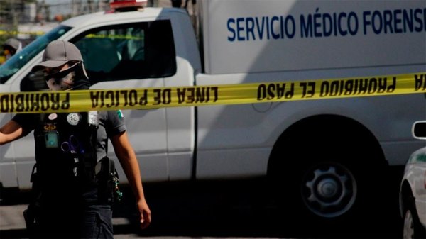 Encuentran cuerpo debajo de puente de Sarabia en la Salamanca-Celaya