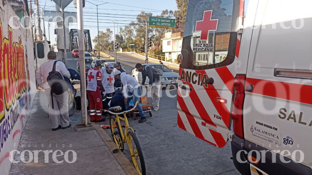 Salamanca: Conductor de camioneta arrolla a adulto mayor y se da a la fuga