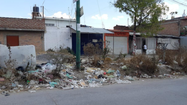 El Recuerdo, una colonia de León con problemas de basura y en el olvido  