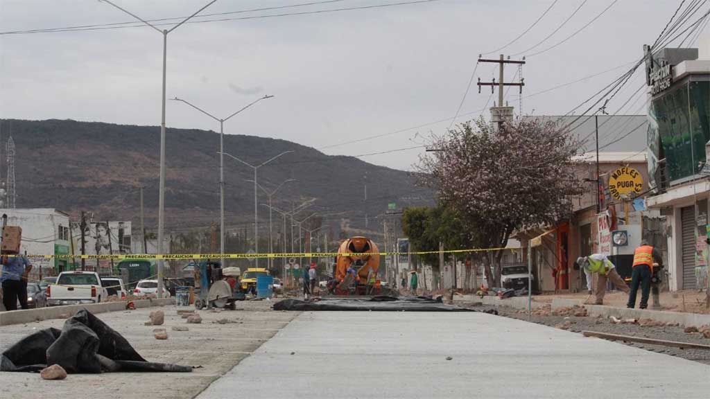 Anuncian cierre de circulación en bulevar de ingreso a Purísima del Rincón