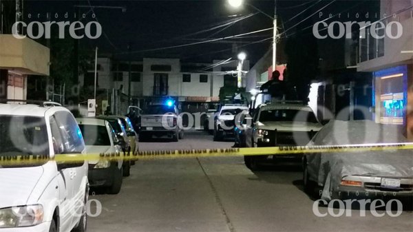 Asesinan a hombre dentro de su casa en la Praderas del Bosque de Celaya