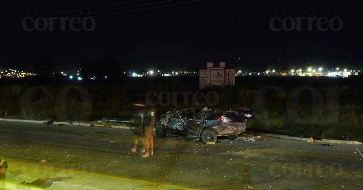 Volcadura de Uber en León deja a la chofer fallecida y dos pasajeras lesionadas