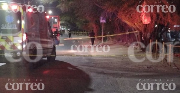 Abandonan un cuerpo en bolsas sobre bulevar Atotonilco en León