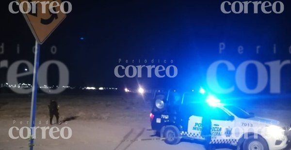 Patrulla arrolla y mata a hombre en camino rural de Celaya