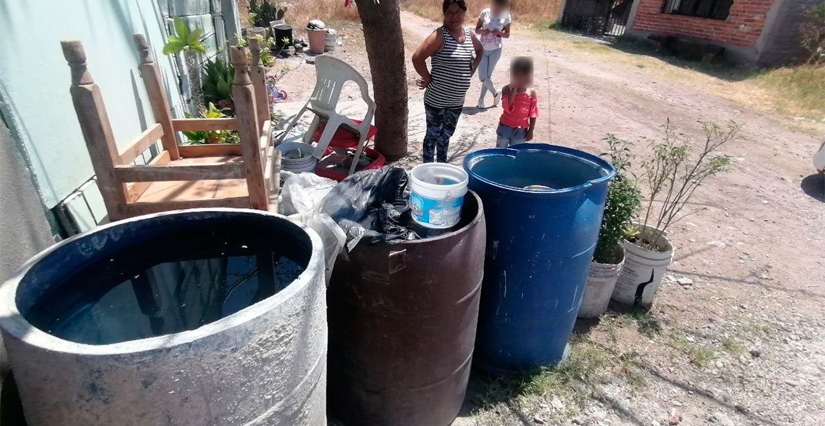 Salmantinos han vivido 20 años en la Linda Vista sin agua ni drenaje