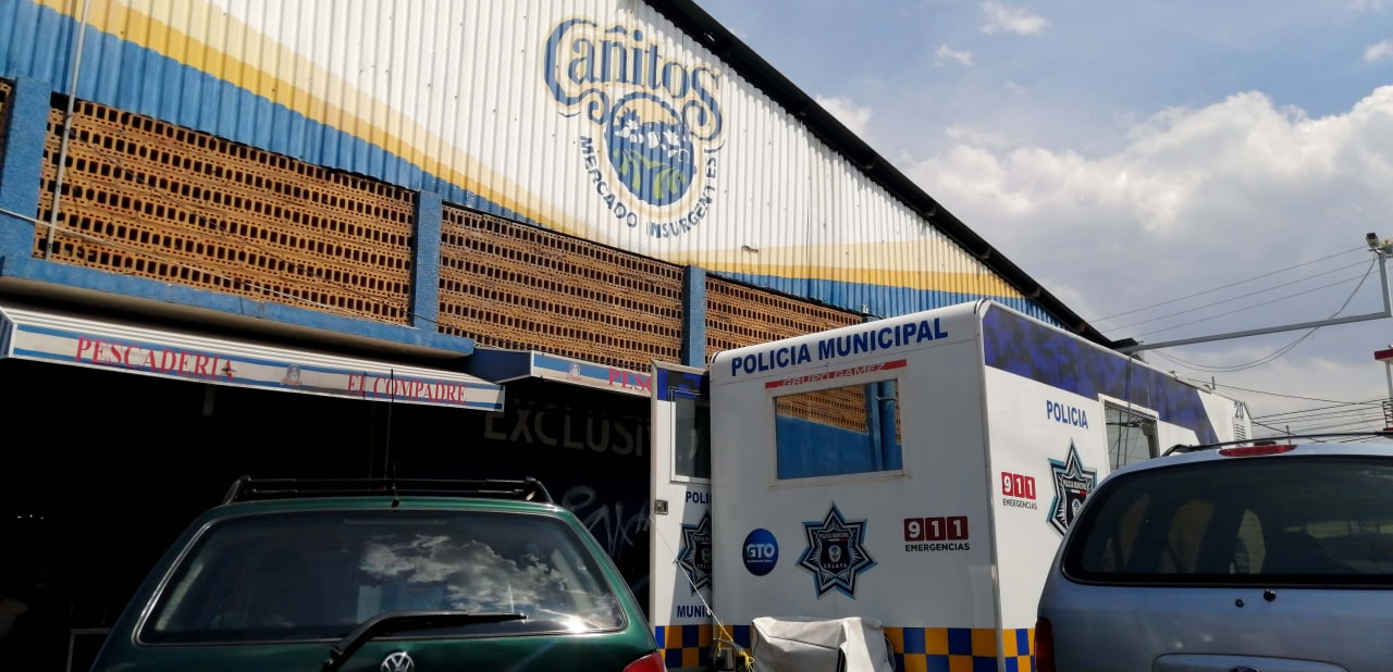 Casetas en el Mercado de Abastos de Celaya están ‘de adorno’; no hay ni policías