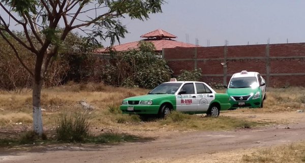 Taxistas de Irapuato denuncian asaltos, son entre 10 a 15 por semana