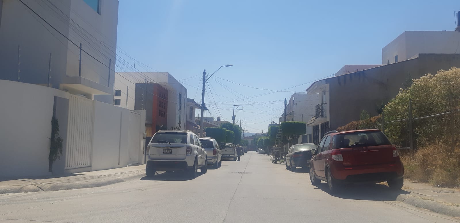 Colonia Condado Plus en León denuncia abandono de la SSPC