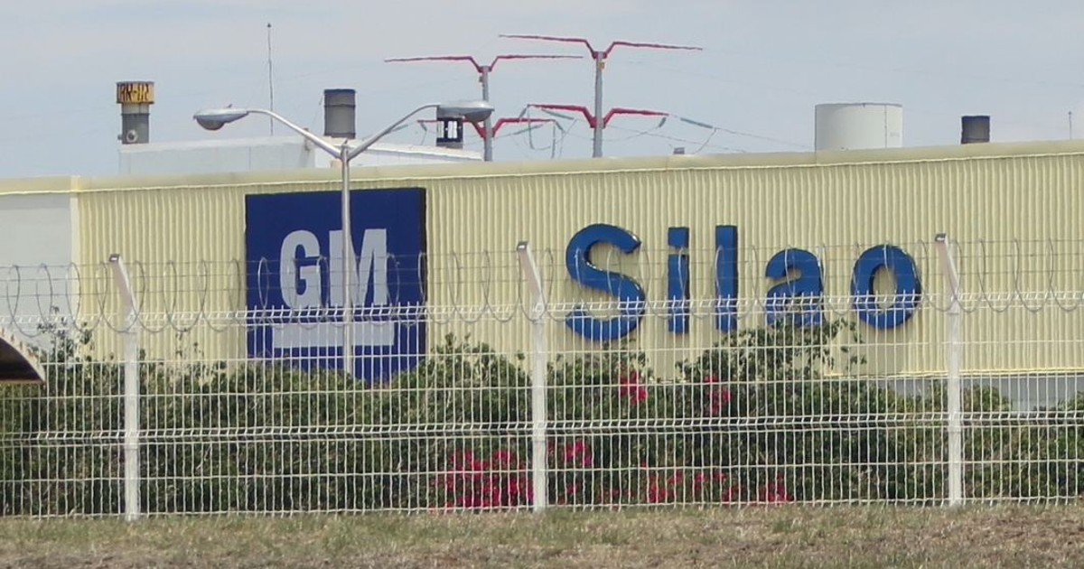 Salarios de GM Silao siguen en vilo: echan atrás emplazamiento a huelga del SINTTIA