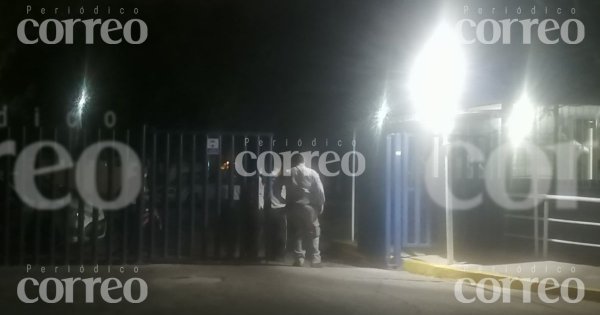 Explosión en ambulancia de Salamanca deja dos paramédicos lesionados