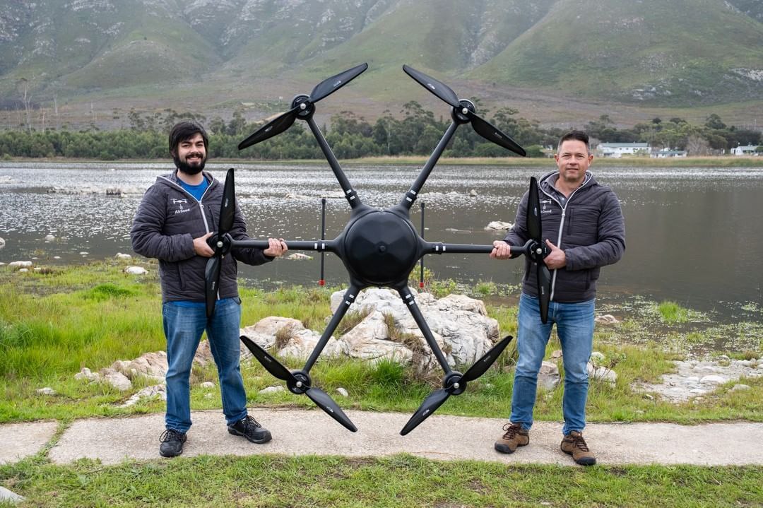 AirSeed Technology reforesta al mundo con drones que disparan semillas