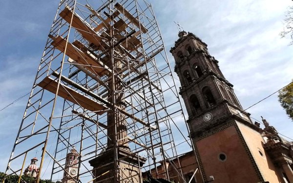 Restauración de la Columna de la Independencia en Celaya sigue detenida por el INAH