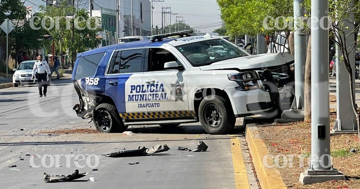 Patrulla protagoniza fuerte choque en el bulevar Solidaridad de Irapuato