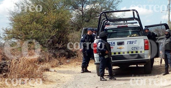 Descubren el cuerpo de un hombre semienterrado en una comunidad de Cortazar