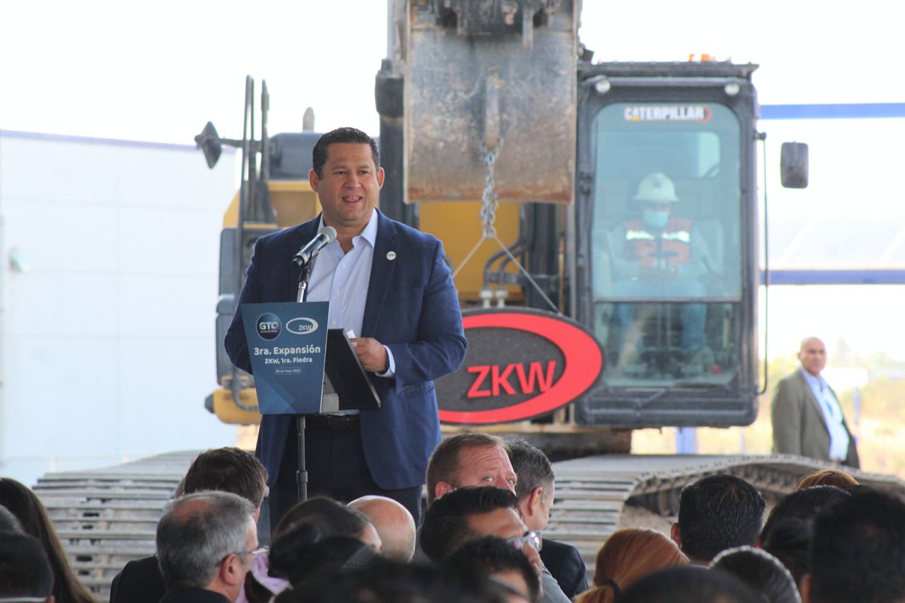 Invertirán más de 102 mdd para la ampliación de la empresa ZKW en Silao