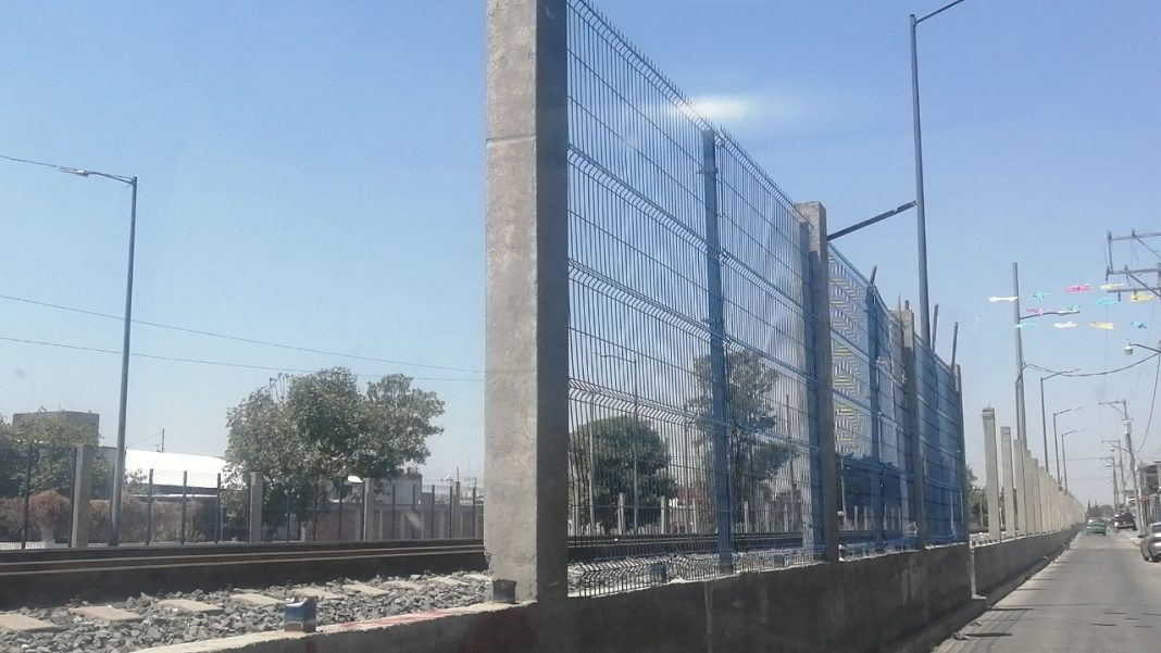 Obra en avenida Insurgentes en Salamanca sigue a la espera la SCT