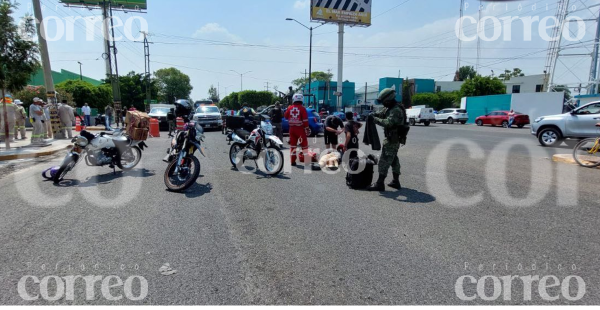 Repartidor termina lesionado tras chocar en la Avenida Faja de Oro en Salamanca