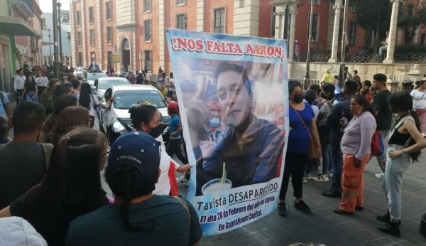 En medio de peregrinación por Virgen de Guanajuato, taxistas piden encontrar a Aarón