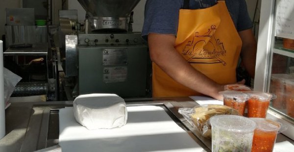 Kilo de tortilla sube hasta los 22 pesos en la zona sur de Guanajuato capital