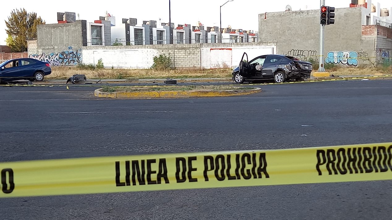 Apoyan a familia que perdió 2 menores y una mujer en un accidente vehicular