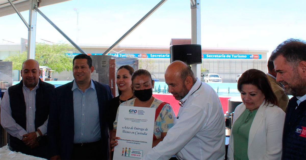 Emprendedores de Guanajuato reciben equipamiento ‘Confío en Ti’