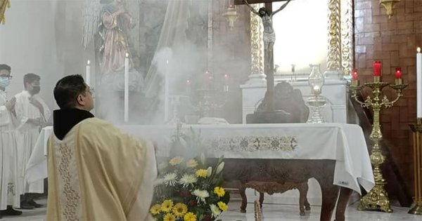 Padre Javier Gordillo Arellano celebra sus diez años de sacerdocio en Acámbaro