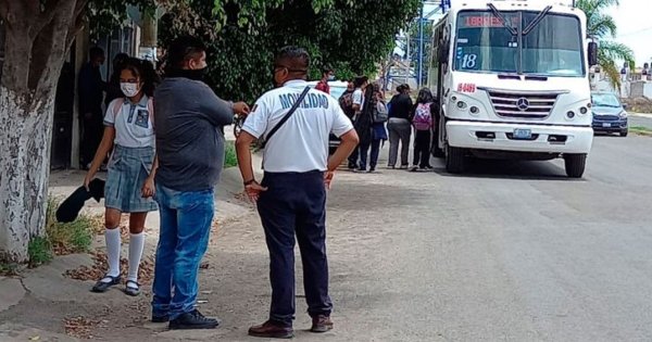 Padres desconocen medidas de la SEG para evitar peleas en Colinas del Río en Irapuato