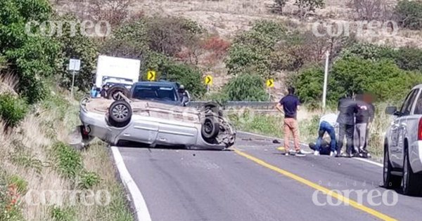 Hombre en aparente estado de ebriedad causa choque que deja dos heridos en Guanajuato