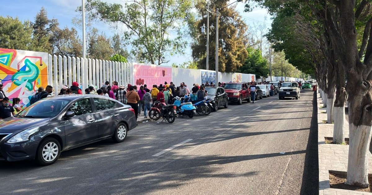 En menos de cuatro horas, se agotan las vacunas para niños en ciudades de Guanajuato