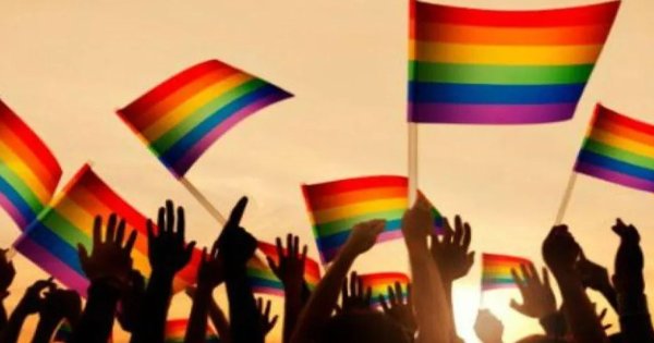 Por ‘usos y costumbres’ no aprueban reformas en pro de la comunidad LGBTQ+