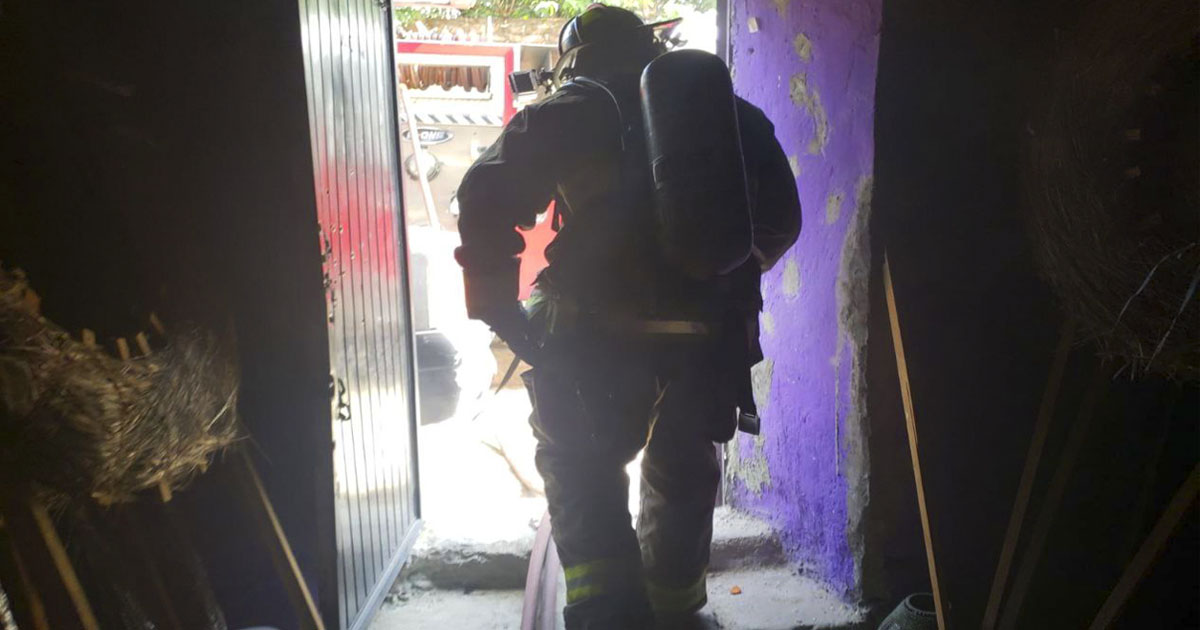 Se incendia vivienda en Pénjamo; en febrero fue blanco de ataque armado