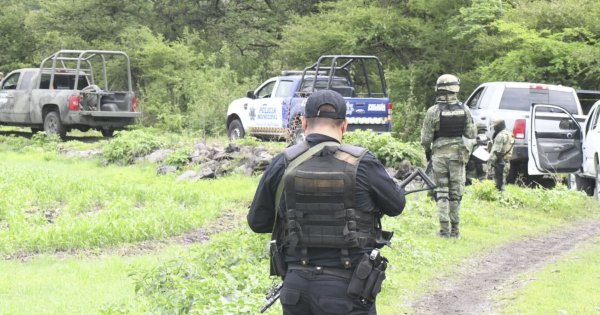 Torturados y amarrados, localizan tres cuerpos en Valle de Santiago