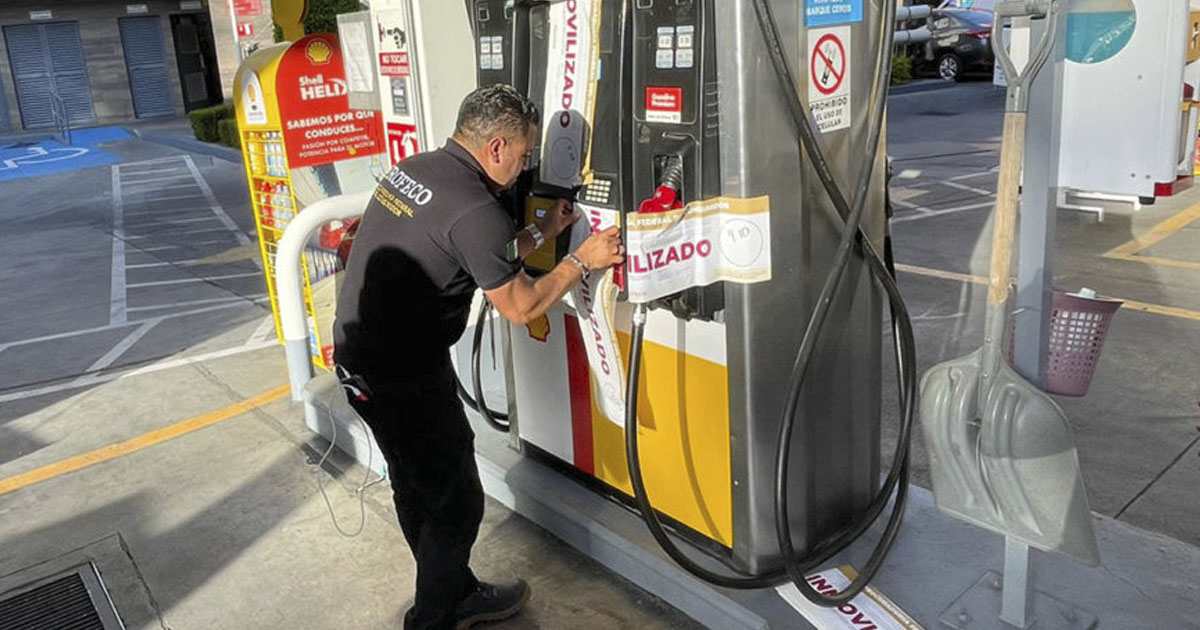 Gasolinera de Apaseo El Grande niega verificación a Profeco: ¿da litros incompletos?