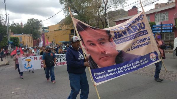 Guanajuato: Antorchistas se manifiestan contra Navarro previo a evento en Presa de la Olla